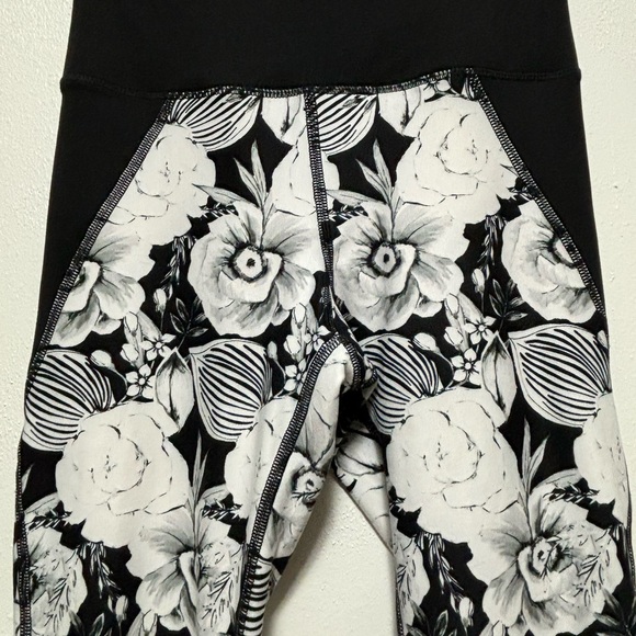 Betsy Johnson Performance Workout leggings - Picture 7 of 8